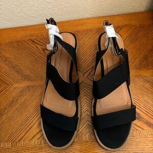 CLOUDWALKER SANDAL DALIA STACK NEW IN BOX